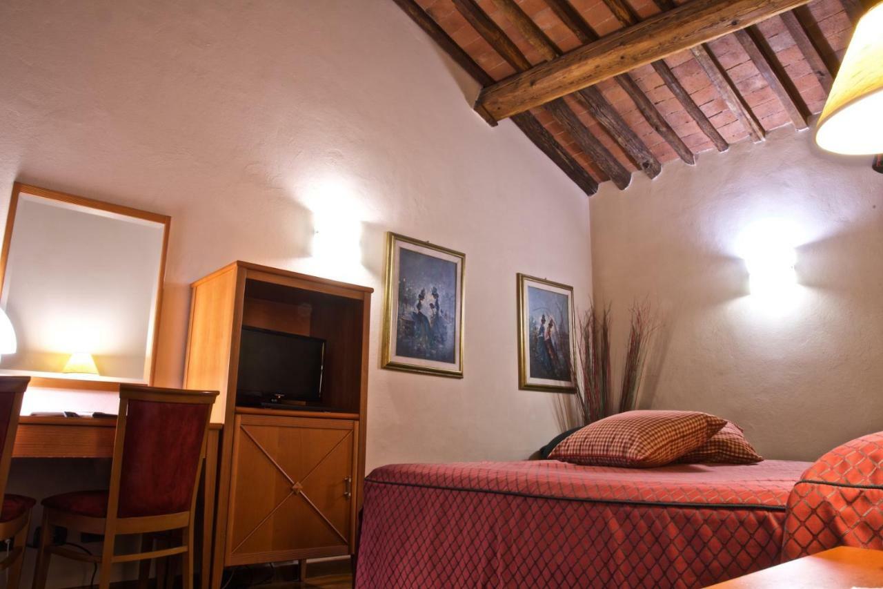 Hotel La Luna لوكا المظهر الخارجي الصورة