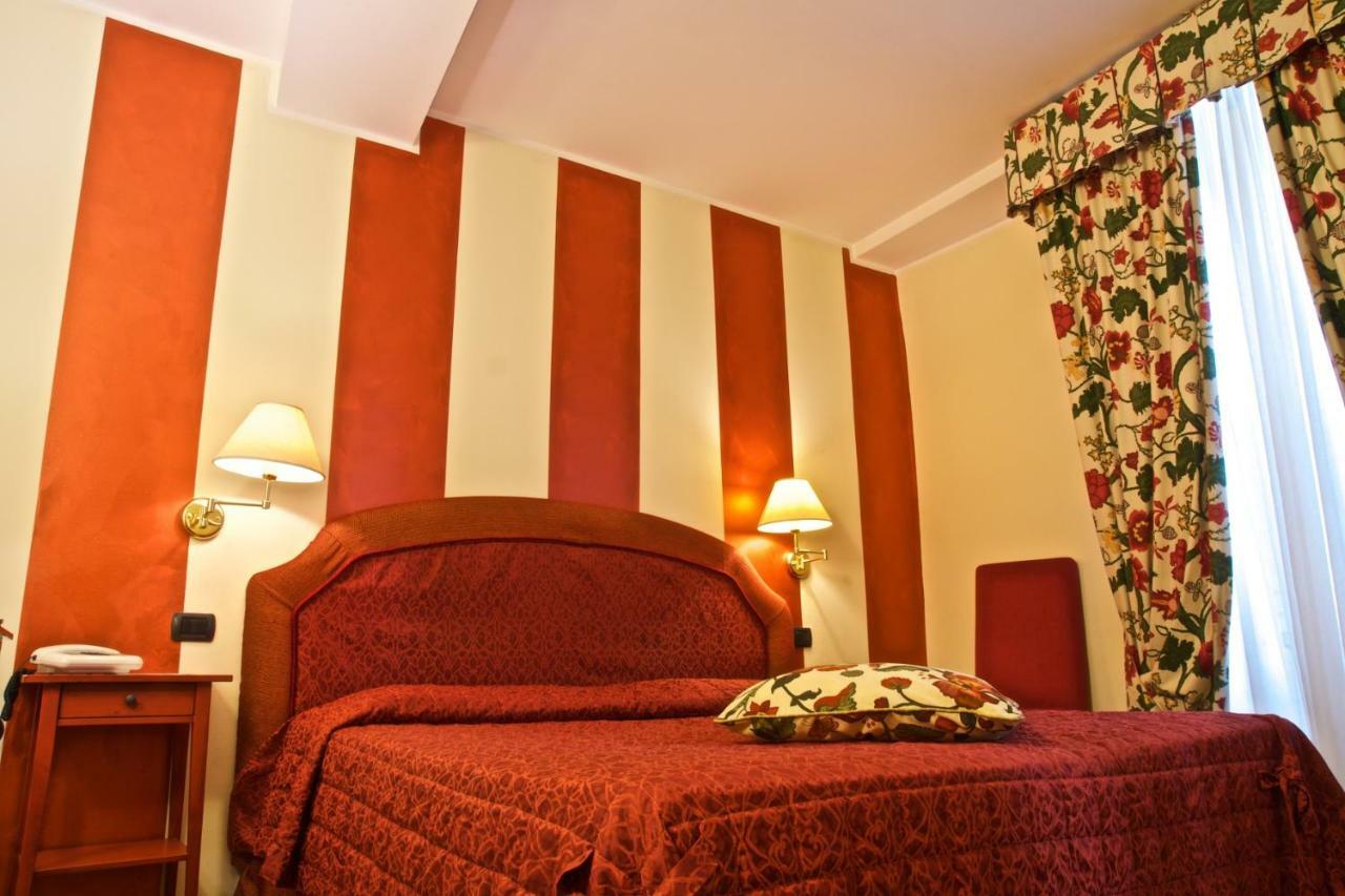 Hotel La Luna لوكا المظهر الخارجي الصورة